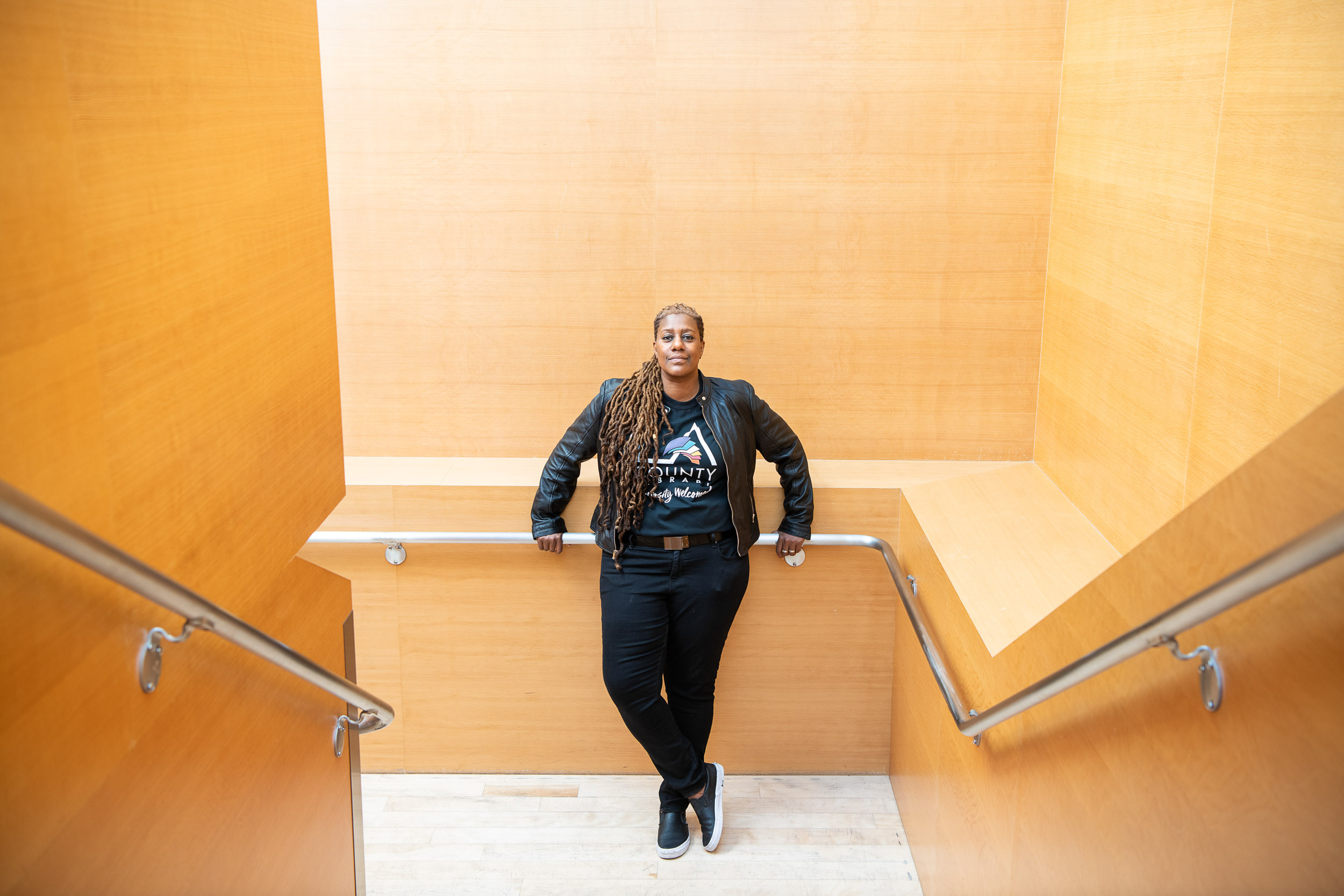 Corporate Photographer Los Angeles - Skye Patrick poses for a portrait in the Manhattan Beach Public Library.